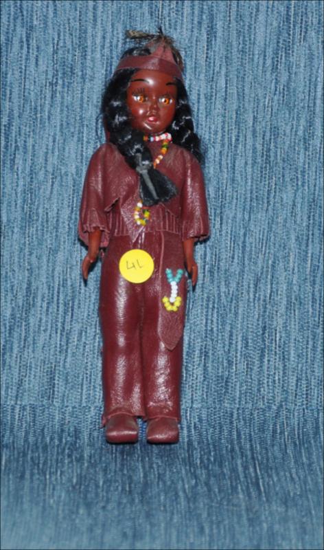 Vintage Native American Indian doll [Κούκλα]