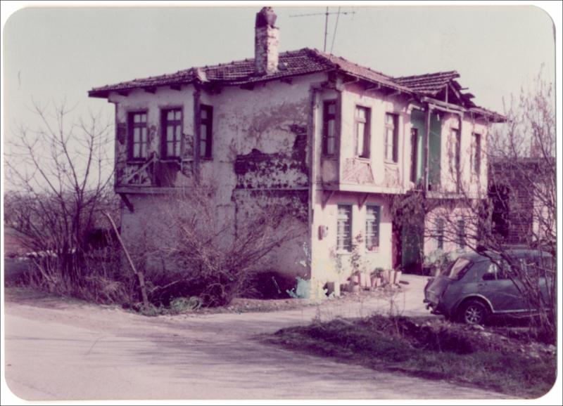 Διόρωφο αρχιτεκτονικό κτίσμα στο Ταγαροχώρι Ημαθίας [Φωτογραφία]