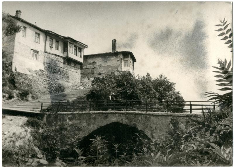 Οικία στην περιοχή Καραχμέτ [Φωτογραφία]