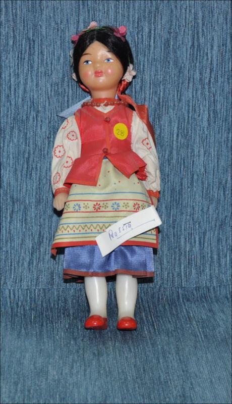 Russian folk doll [Κούκλα]