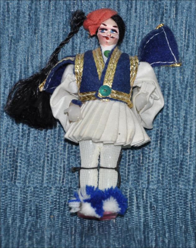 Greek tsolias doll [Κούκλα]