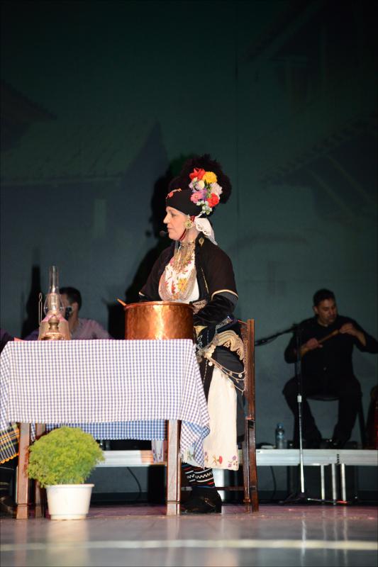 Στα Μονοπάτια της Ζωής, 2013