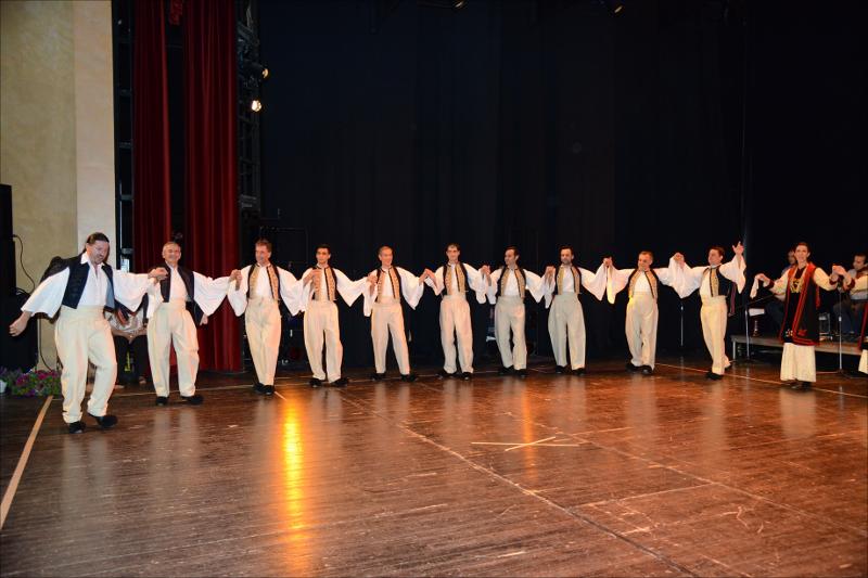 Στα μονοπάτια της ζωής, 2013
