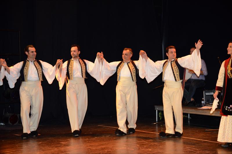Στα μονοπάτια της ζωής, 2013