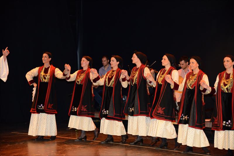 Στα μονοπάτια της ζωής, 2013