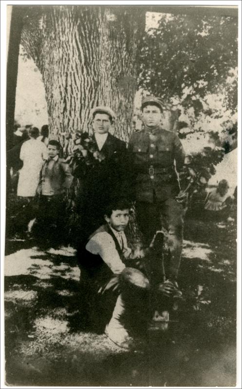 Πόντιοι πρόσφυγες το 1926 [Φωτογραφία]