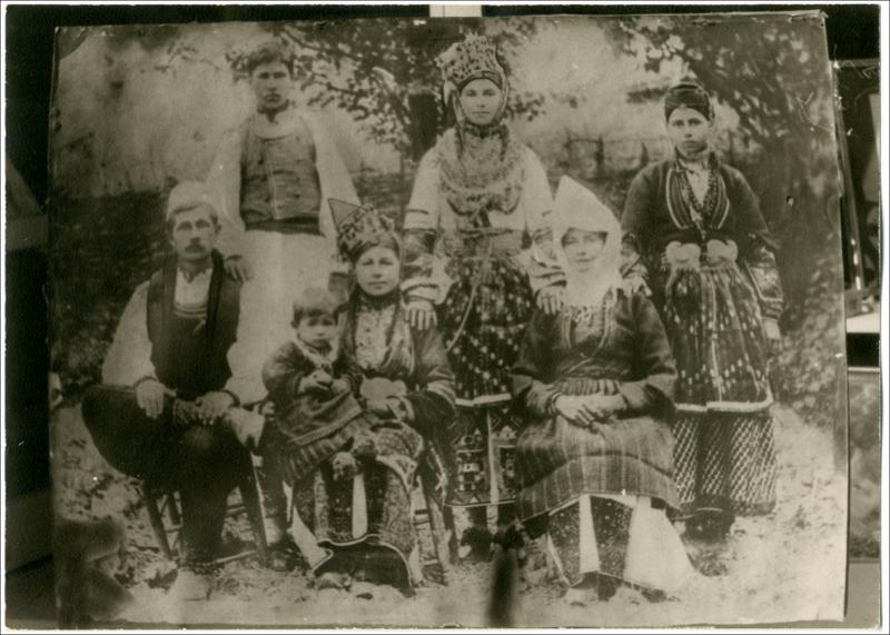 Οικογένεια Γερμάνη το 1911 στον Άγ. Γεώργιο [Φωτογραφία]