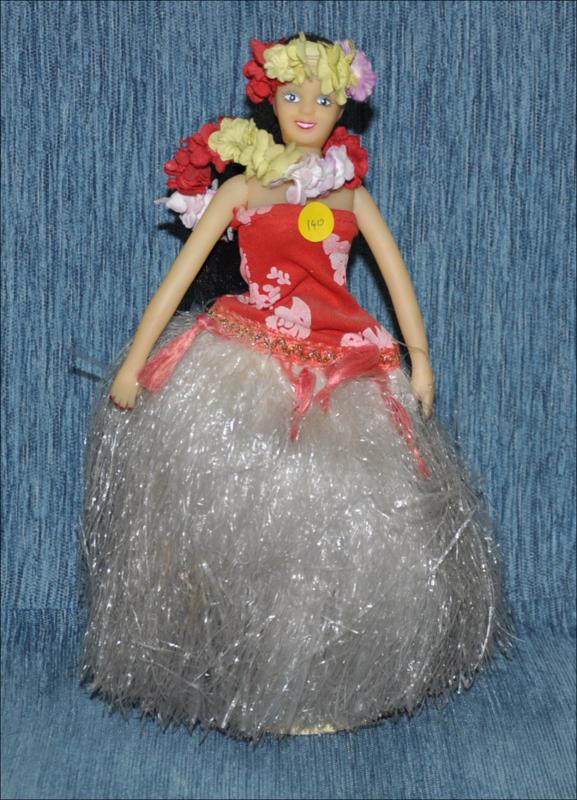 Hawaiian Hula dancing doll [Κούκλα]