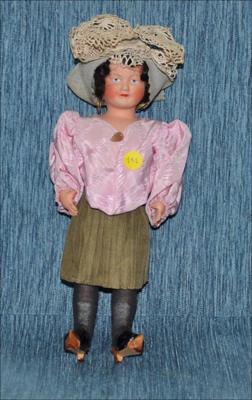 French folk doll [Κούκλα]