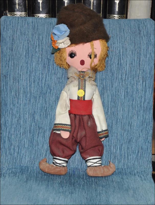 Bulgarian folk doll [Κούκλα]