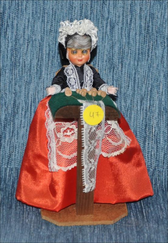 Bruxelles doll making real dantelles lace [Κούκλα]