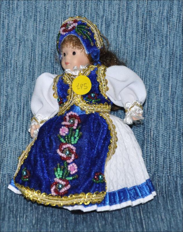 Hungarian traditional doll [Κούκλα]