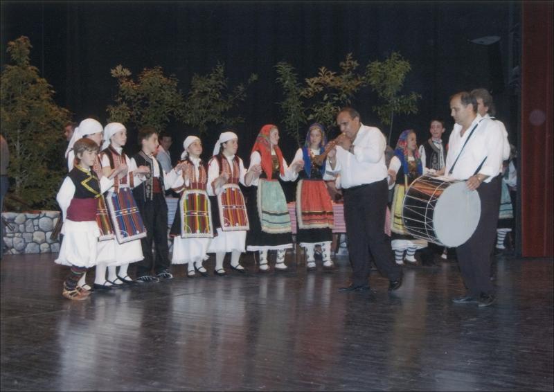 Παράσταση : Πάμε σαν άλλοτε