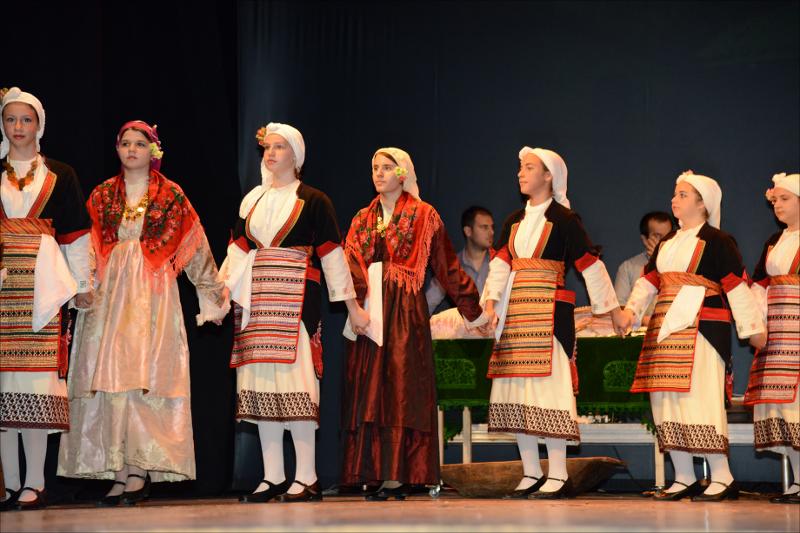 Στα Μονοπάτια της Ζωής, 2013