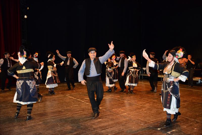 Στα Μονοπάτια της Ζωής, 2013