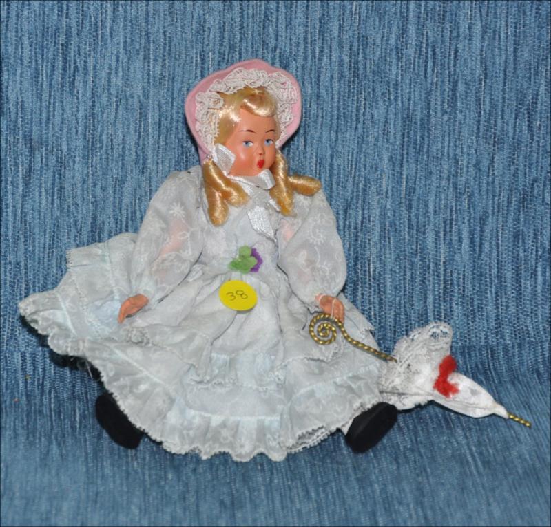 French folk doll [Κούκλα]