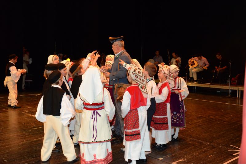 Στα μονοπάτια της ζωής, 2013