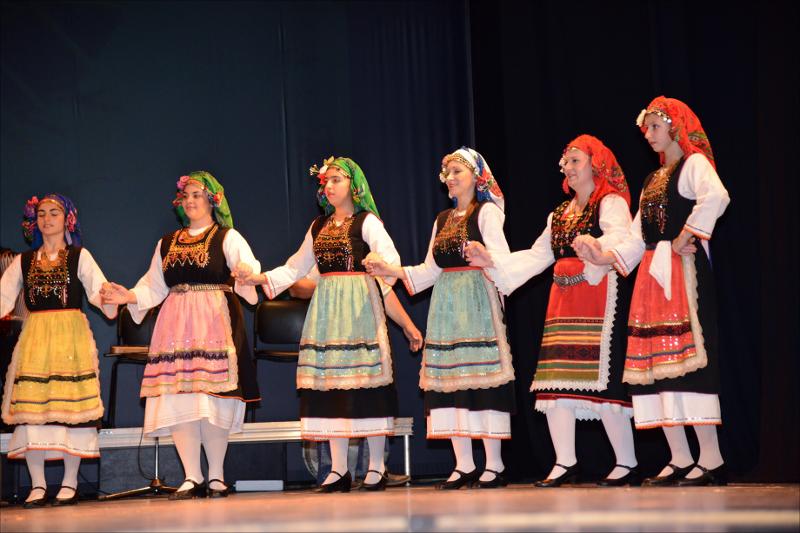 Στα Μονοπάτια της Ζωής, 2013