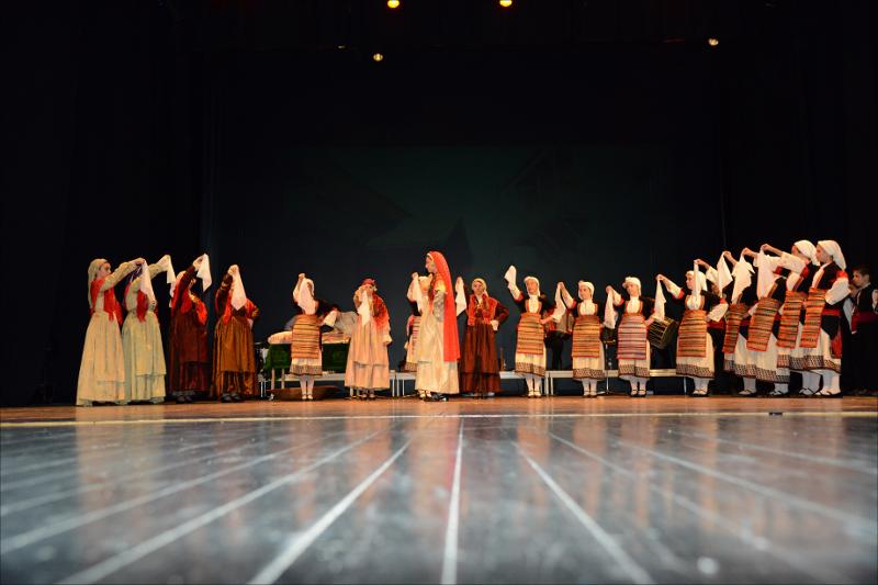 Στα Μονοπάτια της Ζωής, 2013