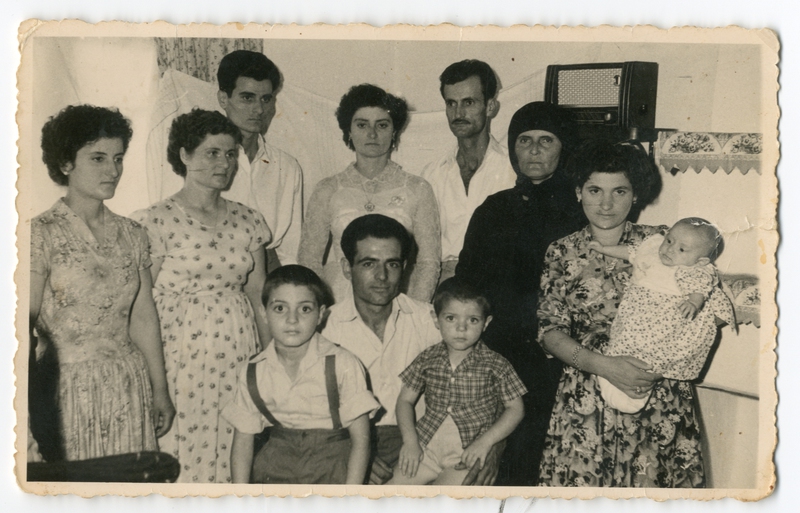 Πολυμελής οικογένεια