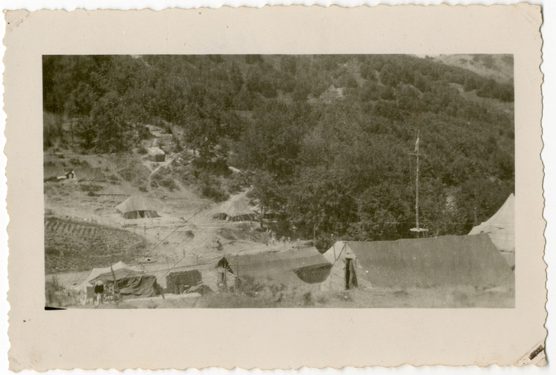 Κατασκήνωση προσκόπων στην Καστανιά το 1946