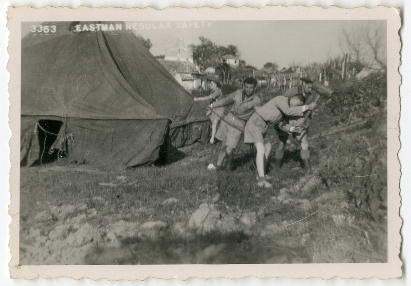Πρόσκοποι στην Καστανιά το 1946