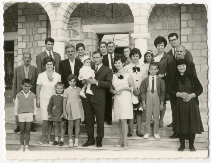 Βάφτιση στην εκκλησία των Αγίων Αναργύρων στη Βέροια