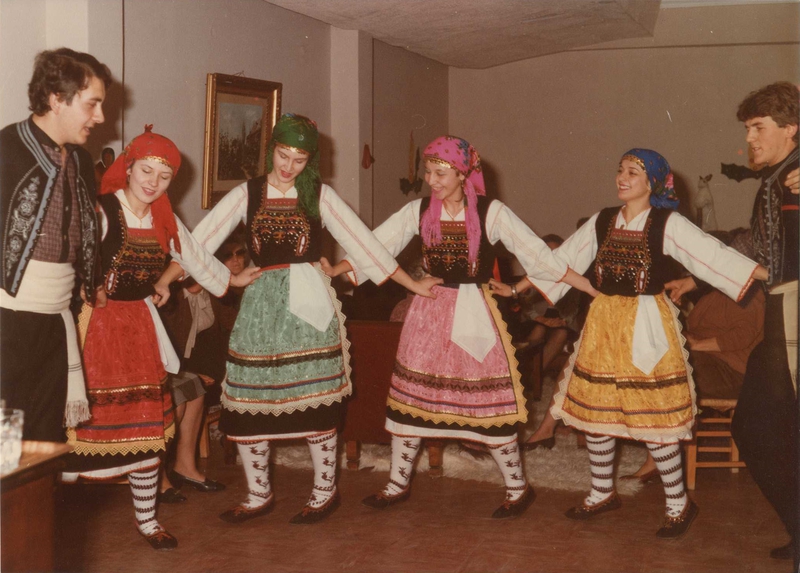 Χοροί της Δυτικής Θράκης στο Γηροκομείο Βέροιας