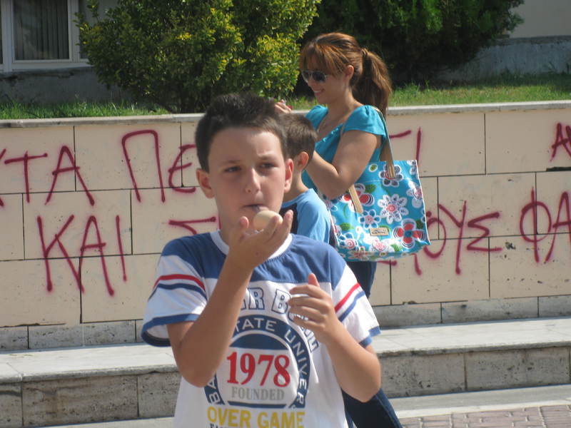 Παραδοσιακοί χοροί και παιχνίδια στην πλατεία Δημαρχείου Βέροιας