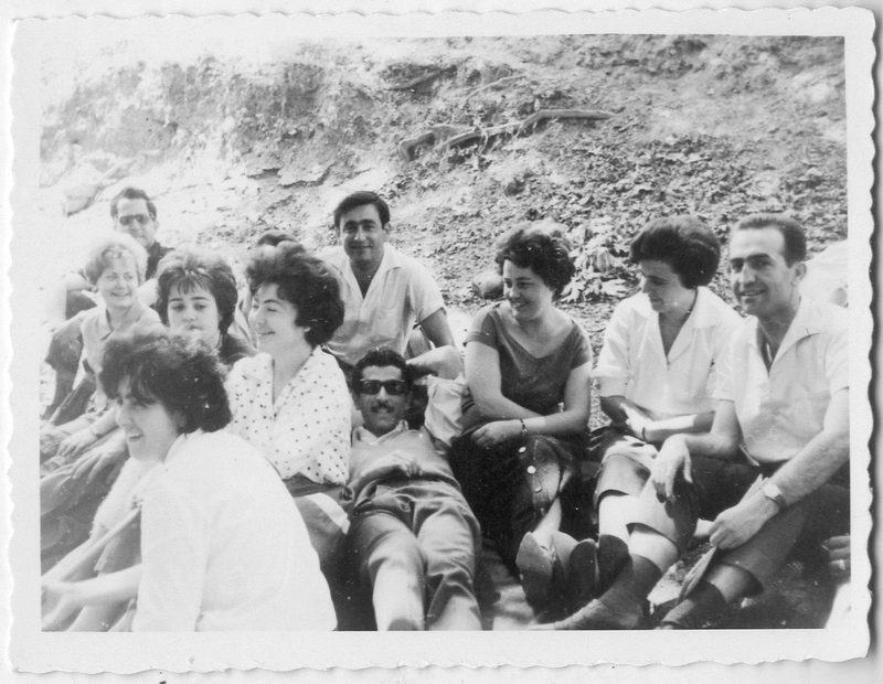 Πρωτομαγιά στο μοναστήρι του Προφήτη Ηλία στις όχθες του ποταμού Αλιάκμονα