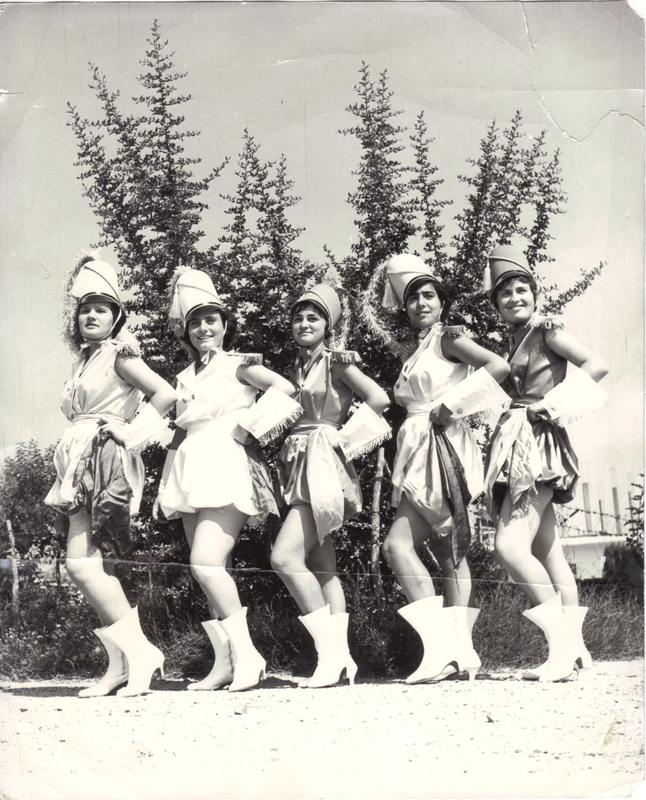 Χαριτωμένες μαζορέτες