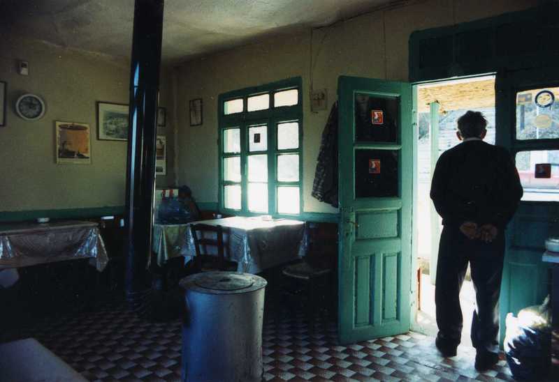 Εσωτερικό του εστιατορίου Γρα - Γρου το 1987