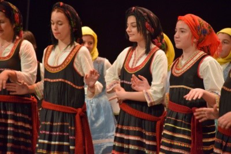 Μικροί χορευτές από το Λύκειο Ελληνίδων Πάτρας
