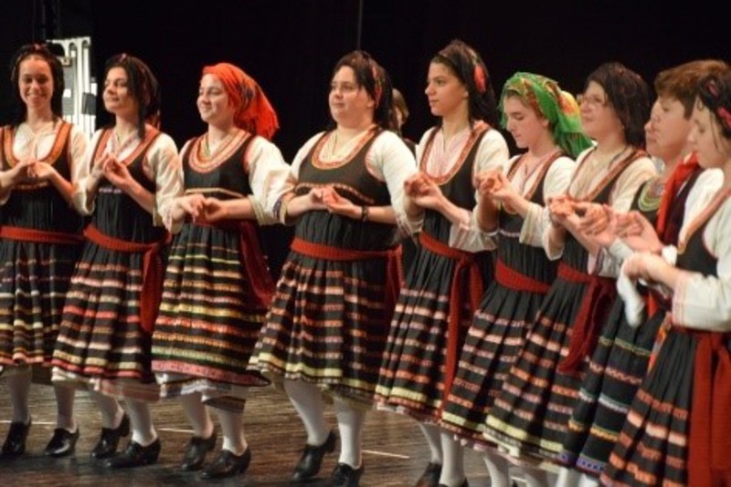 Μικροί χορευτές από το Λύκειο Ελληνίδων Πάτρας