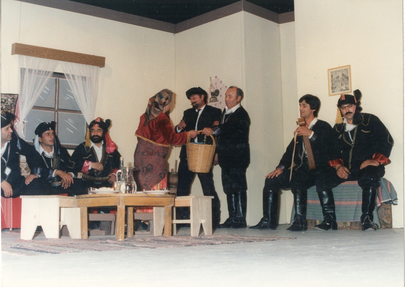 Θεατρική παράσταση 