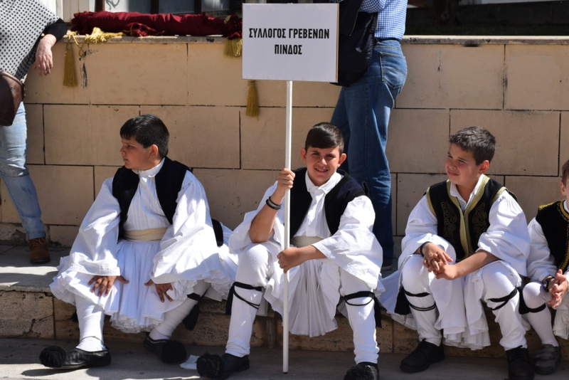 Πολιτιστικός Σύλλογος Γρεβενών στην πλατεία Δημαρχείου