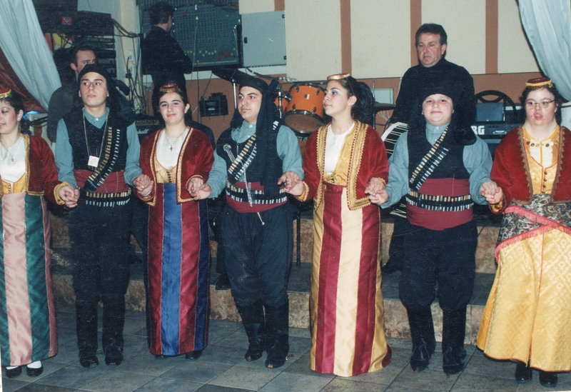 Αποκριάτικος χορός της Ευξείνου Λέσχης Βέροιας στο κέντρο 