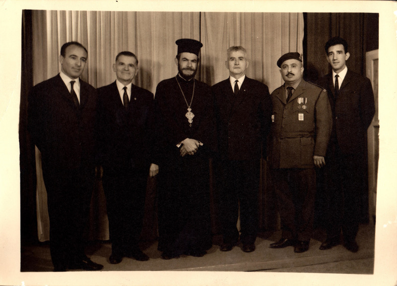 Αρχιμανδρίτης Σετάκης μαζί με προσκόπους